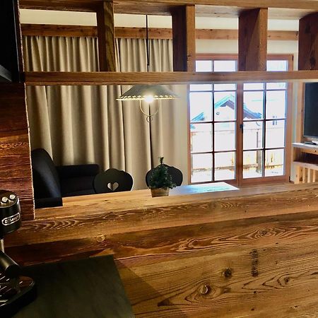 Appartements Innerkofler Mountain Home San Candido Szoba fotó